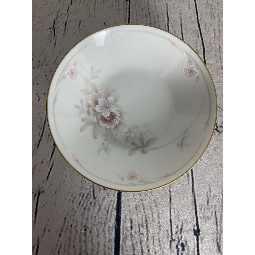 Vintage Legendary By Noritake Shrewsbury 3490 Berry Bowls 5.5" Floral Set of 4 - Picture 2 of 10